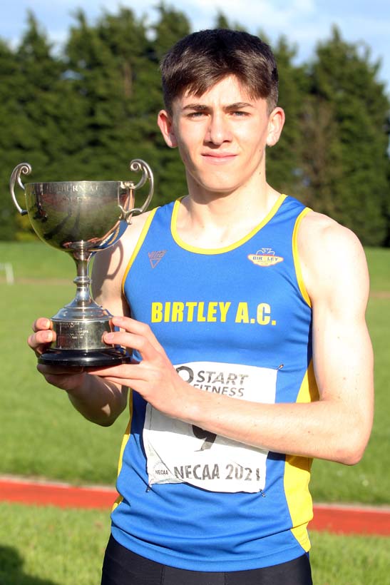 800 metres, 2021 North East Grand Prix No. 2, Monkton, Wednesday, May 19th. Photo: David T. Hewitson/Sports for All Pics